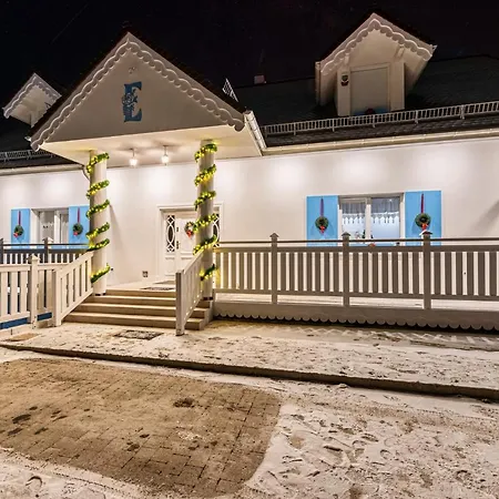 Appartement Fiona1 Centrum700m Parking Bezplatny Monitorowany Salon Tv Sypialnia Tv Kuchnia Lazienka Rekuperacja Karpacz