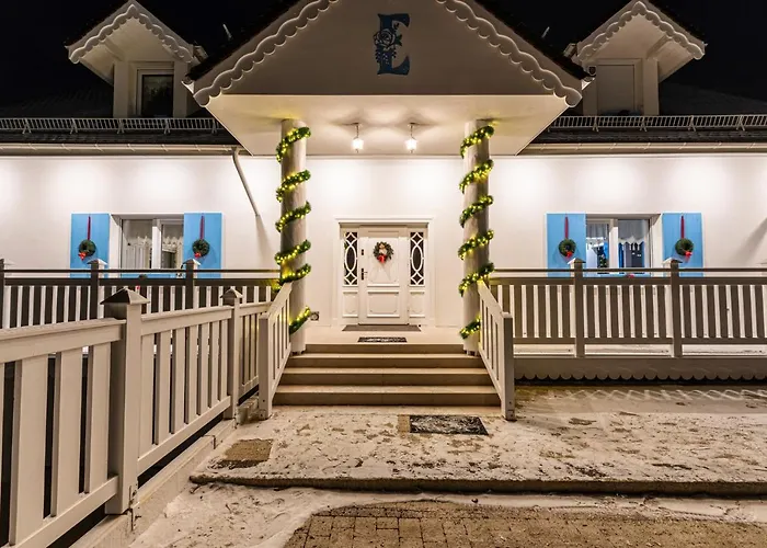 Apartment Fiona1 Centrum700m Parking Bezplatny Monitorowany Salon Tv Sypialnia Tv Kuchnia Lazienka Rekuperacja Karpacz