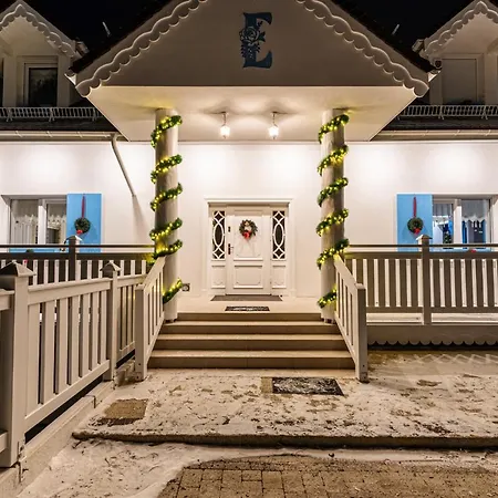 Apartman Fiona1 Centrum700m Parking Bezplatny Monitorowany Salon Tv Sypialnia Tv Kuchnia Lazienka Rekuperacja Karpacz