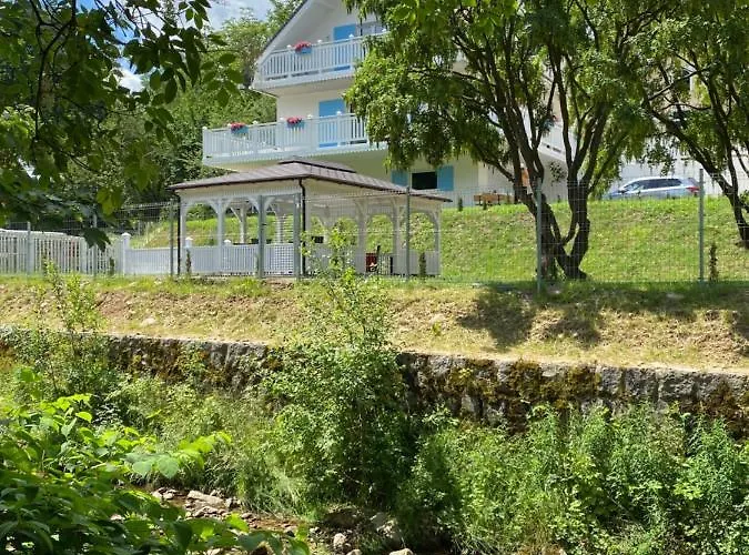 Apartman Fiona1 Centrum700m Parking Bezplatny Monitorowany Salon Tv Sypialnia Tv Kuchnia Lazienka Rekuperacja