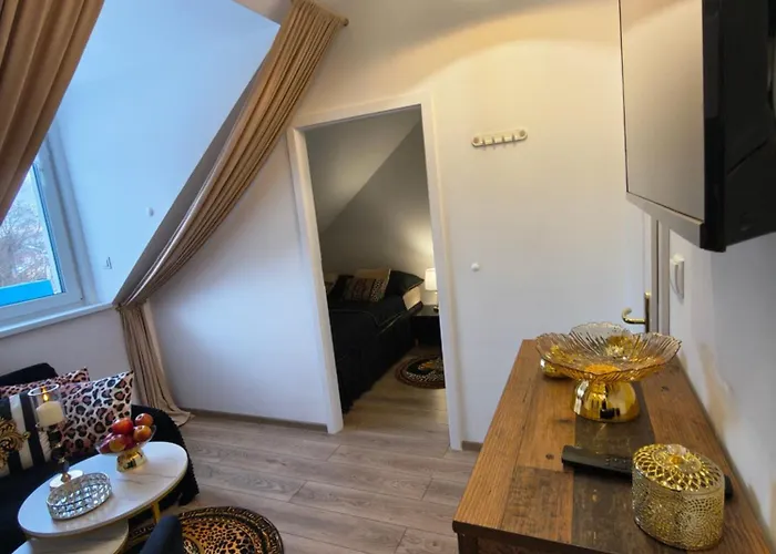 Fiona1 Centrum700m Parking Bezplatny Monitorowany Salon Tv Sypialnia Tv Kuchnia Lazienka Rekuperacja * Karpacz